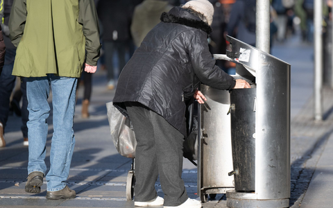 Unter den Armen in Deutschland sind viele Seniorinnen und Senioren. (Symbolbild) - Foto: Sebastian Kahnert/dpa