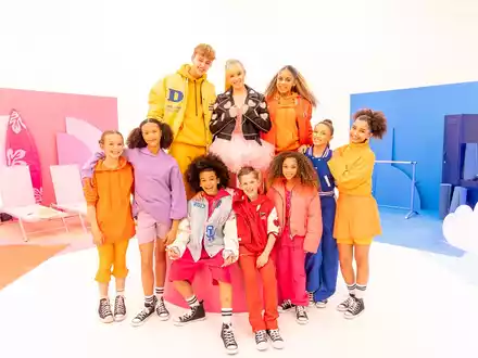 Tanz in die Sommerferien! / KIDZ BOP bringt den perfekten Soundtrack für die Ferienzeit - Foto: presseportal.de
