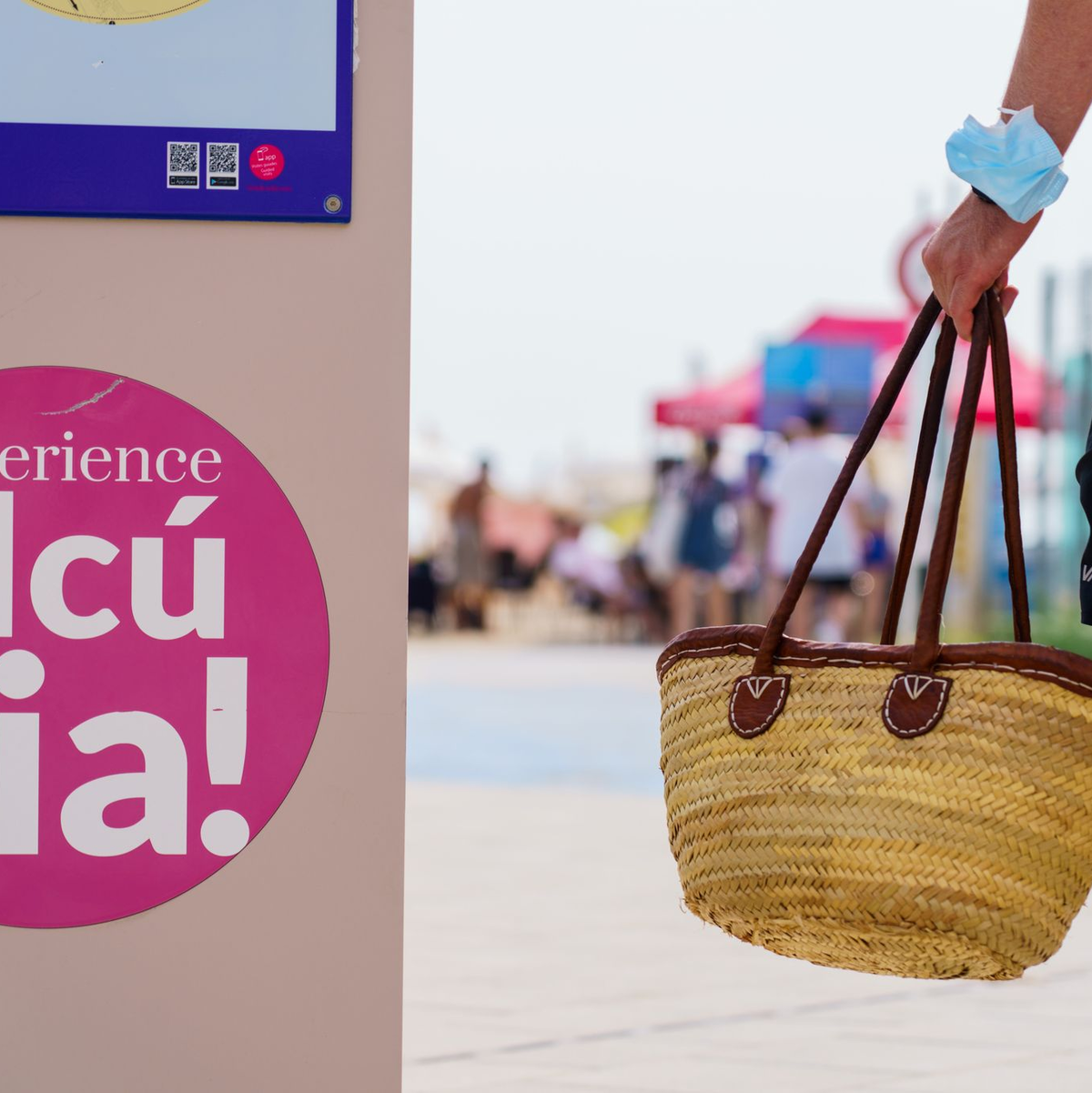 Alcudia im Nordosten der Insel ist eigentlich ein ruhigerer Ort Mallorcas. (Archivbild) - Foto: Andreas Arnold/dpa