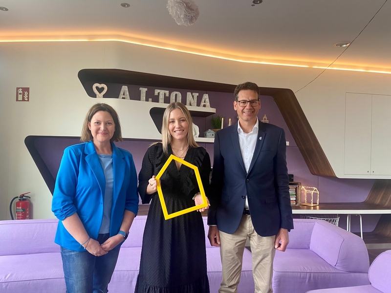 Laura Papendick ist neue Schirmfrau des Ronald McDonald Hauses Hamburg-Altona - Foto: presseportal.de