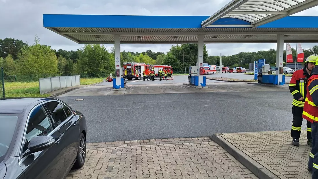 FW-ROW: Gasaustritt auf Rastanlage - Bild: presseportal.de