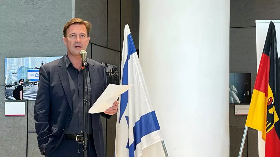 Seibert kritisiert einen erneuten Übergriff radikaler Siedler im Westjordanland. (Archivbild) - Bild: Sara Lemel/dpa