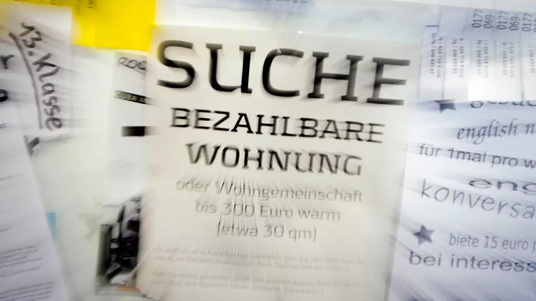 Vor allem in größeren Städten sind häufig kaum bezahlbare Wohnungen zu finden. - Bild: Frank Rumpenhorst/dpa