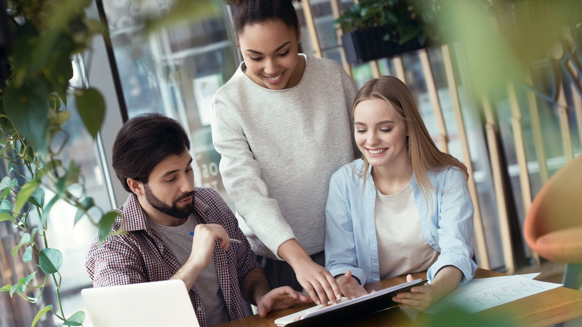 Neuer ManpowerGroup IT-Trendreport / KI verstärkt den Fokus auf Soft Skills / Weiterbildung und Qualifizierung der Belegschaft eine Notwendigkeit / People-First Transformation - Foto: presseportal.de