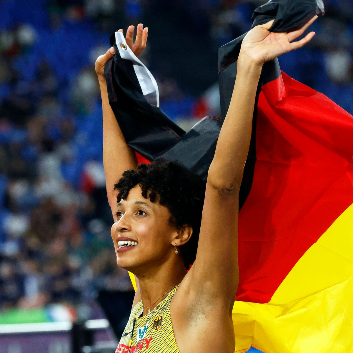 Mihambo freut sich auf den Olympia-Start. - Foto: Riccardo de Luca/AP/dpa