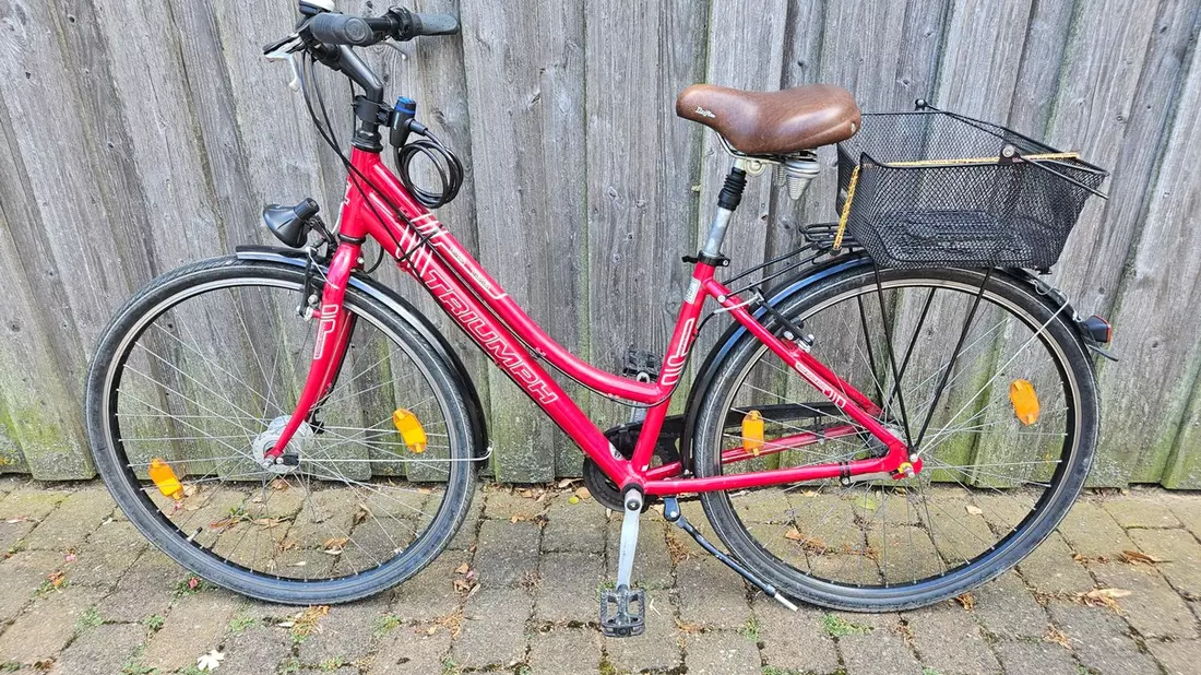 POL-HK: Neuenkirchen: Wem gehört dieses Fahrrad? (Foto); Soltau: Taschendieb gestellt; Soltau: Körperverletzung, Widerstand und tätlicher Angriff - Bild: presseportal.de