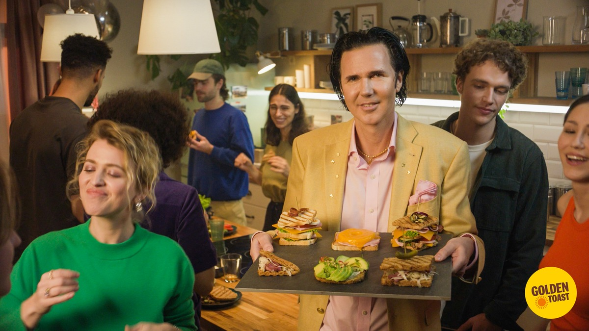 Be your own star! Mit dem ultimativen Song-Generator von GOLDEN TOAST den ganz persönlichen Sandwich-Sommerhit kreieren - Foto: presseportal.de