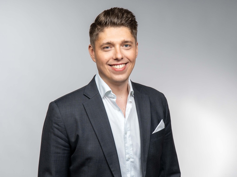 Psychologie im Online-Marketing: Dennis Berse stellt die Kundengewinnung auf eine solide Grundlage - Foto: presseportal.de