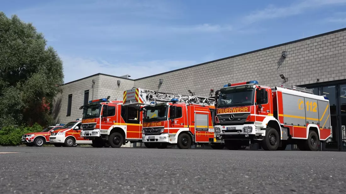FW Dinslaken: Gasgeruch in Tankstelle. - Bild: presseportal.de