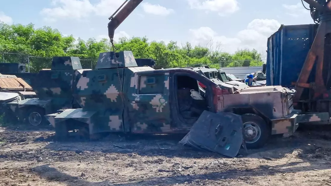 Seit 2010 gibt es Berichte von umgebauten Geländewagen von Verbrechergruppen.  - Bild: ---/Staatsanwaltschaft Tamaulipas/dpa