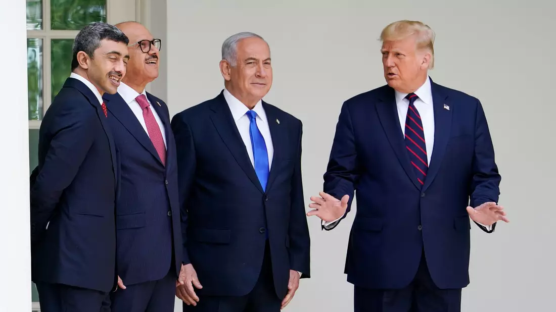 Der republikanische Präsidentschaftsbewerber Trump will Netanjahu empfangen. (Archivbild) - Bild: Alex Brandon/AP/dpa