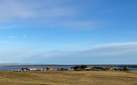 Die Falklandinseln liegen im südlichen Atlantik vor der Küste Südamerikas. - Foto: Benedikt von Imhoff/dpa