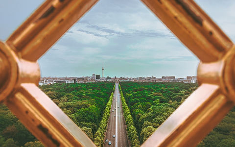 Berlin/Presse-Einladung / Diskutieren und spazieren Sie mit uns: Was Stadtgrün im Klimawandel braucht - Foto: presseportal.de