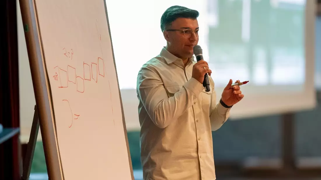 Das Geheimnis des Trader-Mindsets: Serdar Karaca verrät, welche Eigenschaften unerlässlich sind, um als Day-Trader erfolgreich zu sein - Bild: presseportal.de