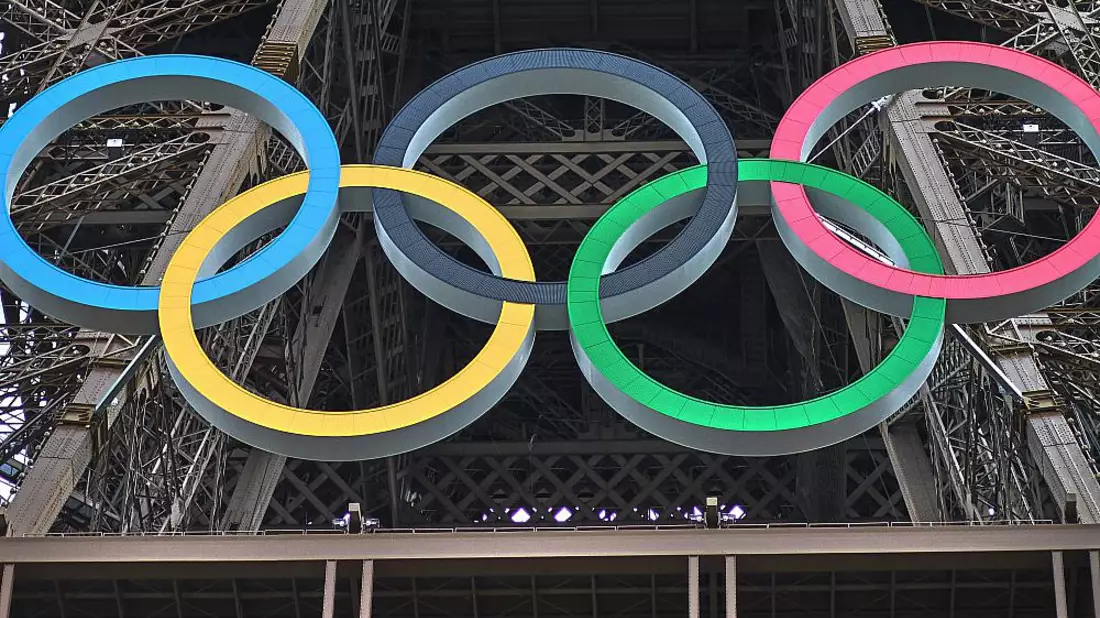Eiffelturm mit Olympischen Ringen (Archiv) - Bild: über dts Nachrichtenagentur