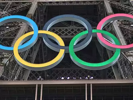 Eiffelturm mit Olympischen Ringen (Archiv) - Foto: über dts Nachrichtenagentur