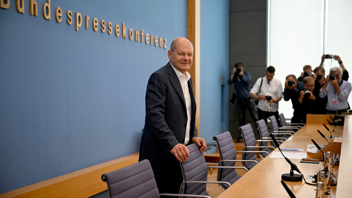 Die angeschlagene Meyer Werft kann sich Hoffnungen auf Hilfe aus der Politik machen. - Foto: Bernd von Jutrczenka/dpa