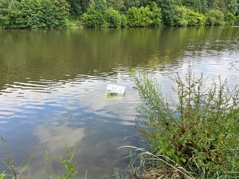 PP-ELT: Unbekannte Täter entsorgen Waschmaschinen in der Saar - Zeugen gesucht - Foto: presseportal.de