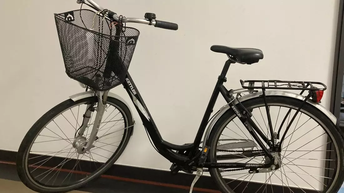 POL-D: Flingern - versuchter schwerer Raub auf Trinkhalle - Betreiber schlägt bewaffneten Täter in die Flucht - Polizei sucht Zeugen - Bild: presseportal.de