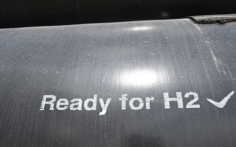 Der Bund bringt eine Strategie für den Wasserstoff-Import auf den Weg - Foto: Bernd Weißbrod/dpa