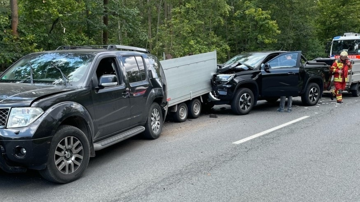 LPI-EF: Hoher Sachschaden nach Verkehrsunfall - Foto: presseportal.de