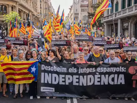 Der Katalonien-Konflikt schwelt in Spanien seit langem. (Archivbild) - Foto: Marc Asensio Clupes/ZUMA Press Wire/dpa