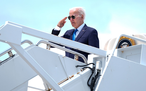 Biden: «Nichts kann der Rettung unserer Demokratie im Wege stehen, auch nicht persönlicher Ehrgeiz.» - Foto: Manuel Balce Ceneta/AP/dpa Biden: «Nichts kann der Rettung unserer Demokratie im Wege stehen, auch nicht persönlicher Ehrgeiz.» - Foto: Manuel Balce Ceneta/AP/dpa