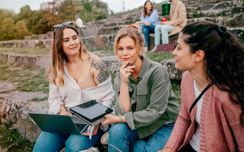 Traum von einer internationalen Karriere? Der Fast Track Master Degree der Hochschule Fresenius und der Arizona State University macht es ab Oktober 2024 möglich - Foto: presseportal.de