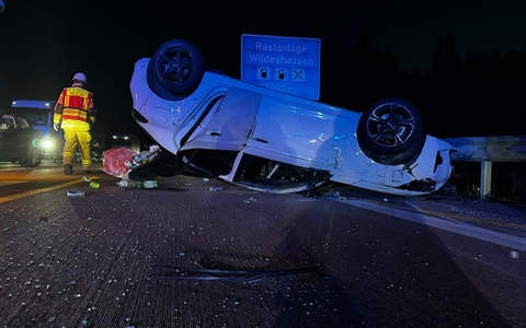 FW-OLL: Verkehrsunfall auf der A1 - Fahrzeuge kollidieren im Baustellenbereich - Foto: presseportal.de FW-OLL: Verkehrsunfall auf der A1 - Fahrzeuge kollidieren im Baustellenbereich - Foto: presseportal.de