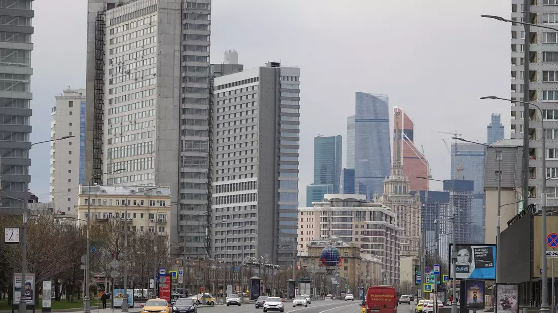 Seit Beginn des russischen Angriffskrieges gegen die Ukraine gab es in Moskau immer wieder ungwöhnliche Todesfälle, darunter auch Fensterstürze. (Archivbild) - Bild: Ulf Mauder/dpa