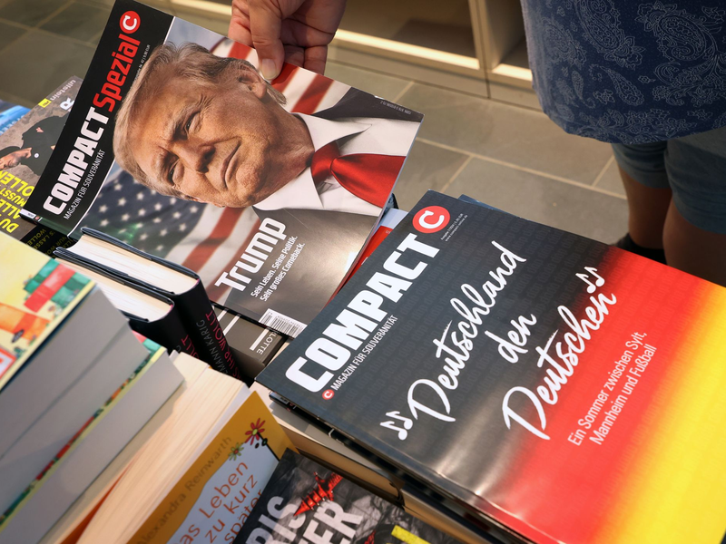 MIt Eilantrag und Klage wehrt sich das rechtsextreme Magazin «Compact» gegen sein Verbot. (Archivfoto) - Foto: Karl-Josef Hildenbrand/dpa