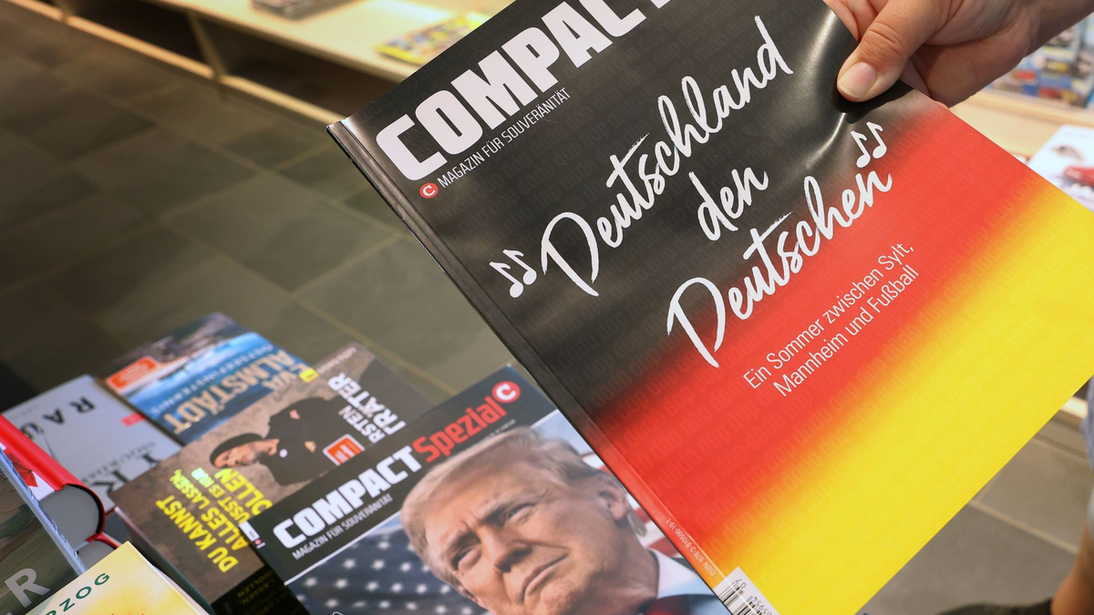 Im Handel ist «Comapct» nicht mehr zu finden. Droht auch Besitzern des Magazins eine Strafe? - Foto: Karl-Josef Hildenbrand/dpa