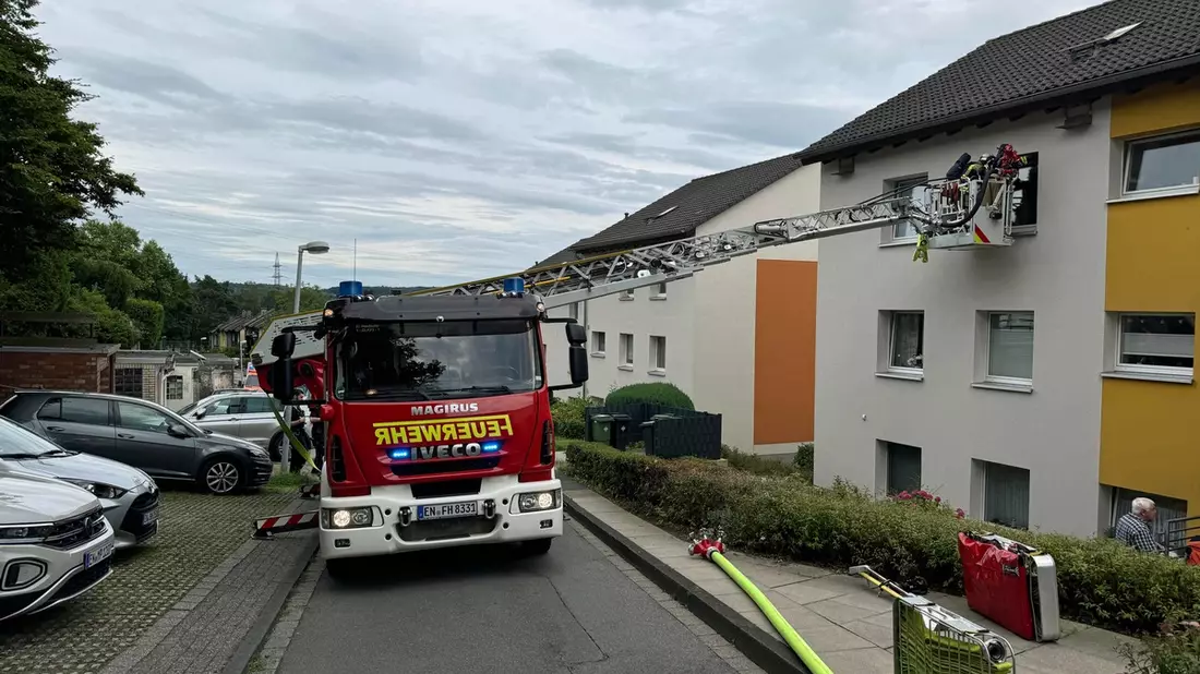 FW-EN: Rauchmelder löste gleich doppelt Alarm aus - Einsatz in der Straße Am Nierkamp - Bild: presseportal.de