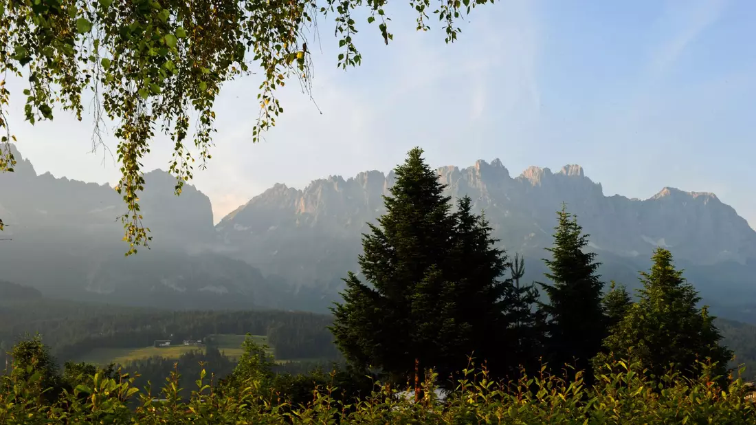 Der Wilde Kaiser. In diesem Gebirgszug in Tirol kam es zu dem tödlichen Unfall. (Archivfoto) - Bild: picture alliance / dpa
