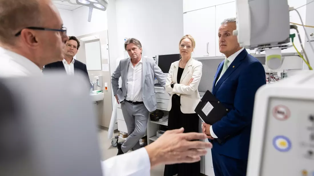 Nachhaltige Innovationen im Klinikum Stuttgart / Politik informiert sich über best practice im Gesundheitssektor - Bild: presseportal.de