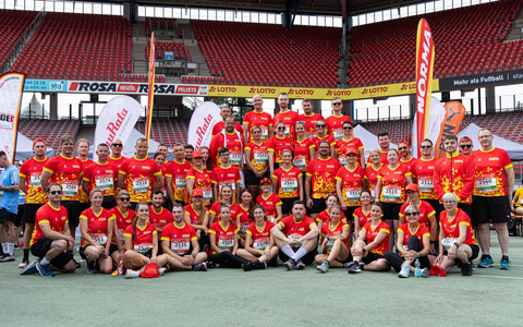 Knapp 100 NORMA-Läuferinnen und -Läufer zeigen beim B2Run-Firmenlauf 2024 in Nürnberg erneut Teamgeist und besonderen Zusammenhalt / Bei NORMA läuft's einfach - Foto: presseportal.de
