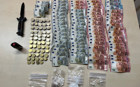 POL-D: Pempelfort - Zwei Drogendealer aus dem Verkehr gezogen - Wohnungsdurchsuchung - Betäubungsmittel, Messer und Bargeld sichergestellt - Festnahme - Foto: presseportal.de