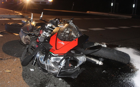 POL-DN: Frontalzusammenstoß auf der B56: Zwei Personen verletzt - Foto: presseportal.de