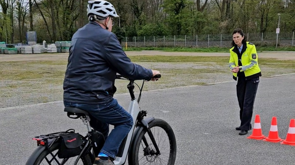 POL-DN: Im August geht es weiter: Neue Termine für Pedelec-Trainings - Foto: presseportal.de
