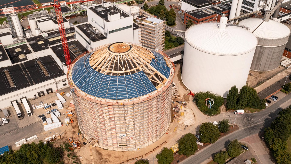 Nordzucker feiert Richtfest des neuen Zuckersilos im Werk Nordstemmen: Transporte reduzieren - CO2 einsparen - Foto: presseportal.de