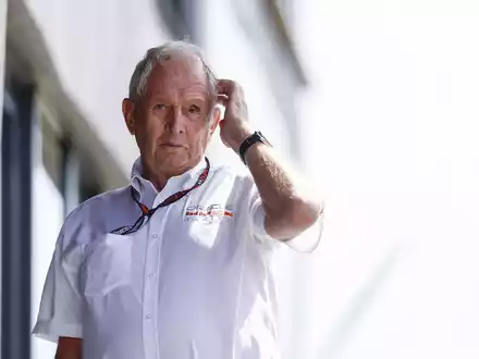 Helmut Marko macht sich über Red Bull Sorgen. - Foto: Erwin Scheriau/APA/dpa