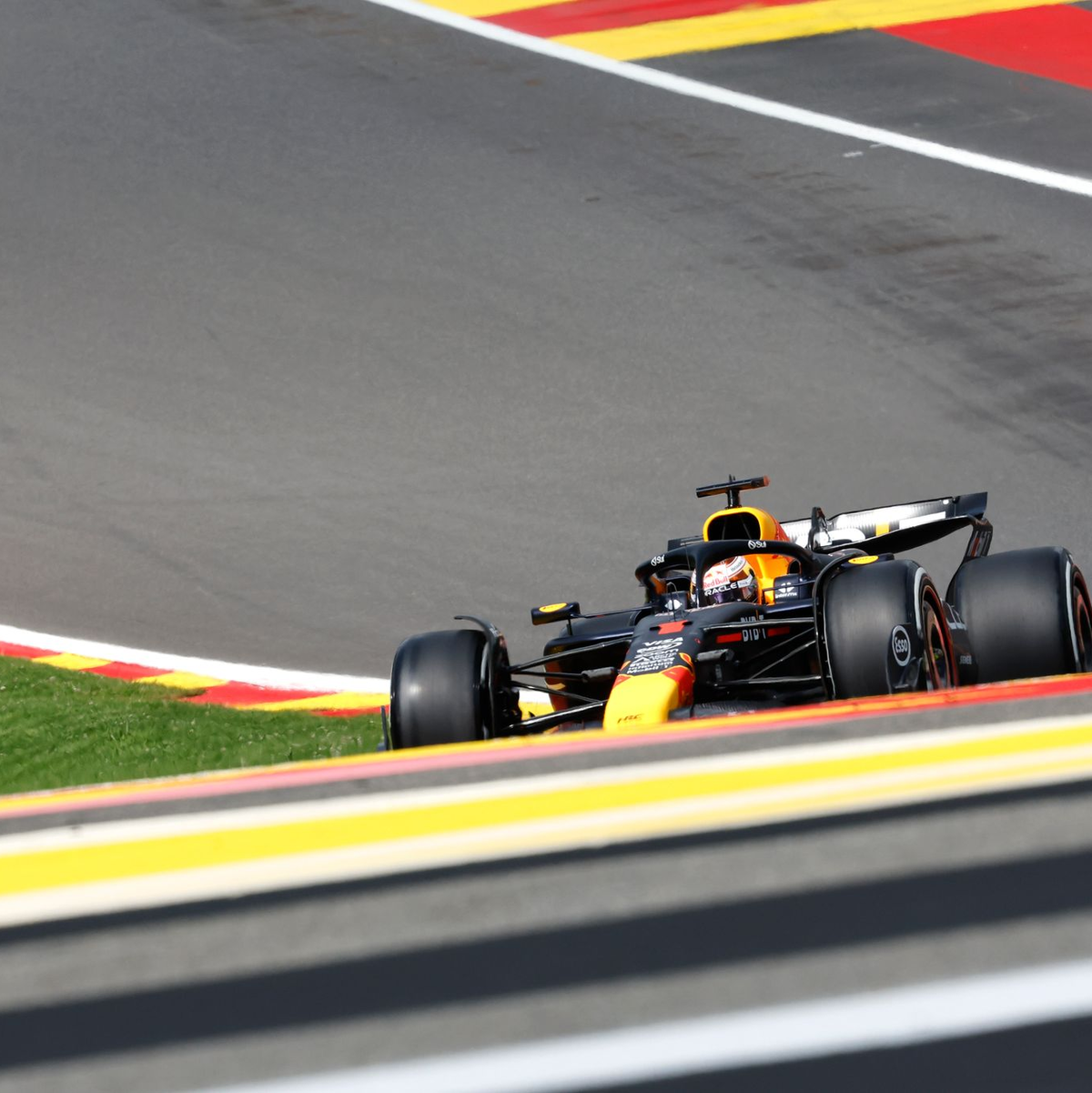 Max Verstappen gibt in Spa Gas. - Foto: Geert Vanden Wijngaert/AP
