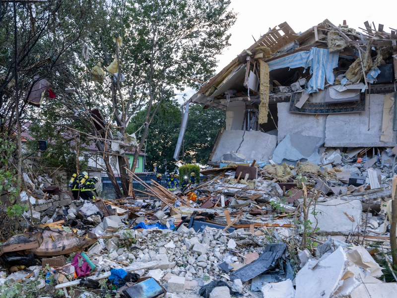 Nur Trümmer sind von dem Haus übrig . - Foto: Stefan Puchner/dpa