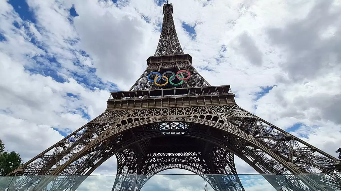 Eiffelturm mit Olympischen Ringen (Archiv) - Bild: über dts Nachrichtenagentur