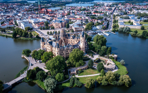 Große Freude in Mecklenburg-Vorpommern über Welterbe-Entscheidung - Foto: Jens Büttner/dpa