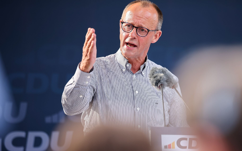 Migration, Bürgergeld, Wirtschaftspolitik: CDU-Chef Merz will, dass Kanzler Scholz solche Themen zur Chefsache erklärt. (Archivbild) - Foto: Jan Woitas/dpa Migration, Bürgergeld, Wirtschaftspolitik: CDU-Chef Merz will, dass Kanzler Scholz solche Themen zur Chefsache erklärt. (Archivbild) - Foto: Jan Woitas/dpa