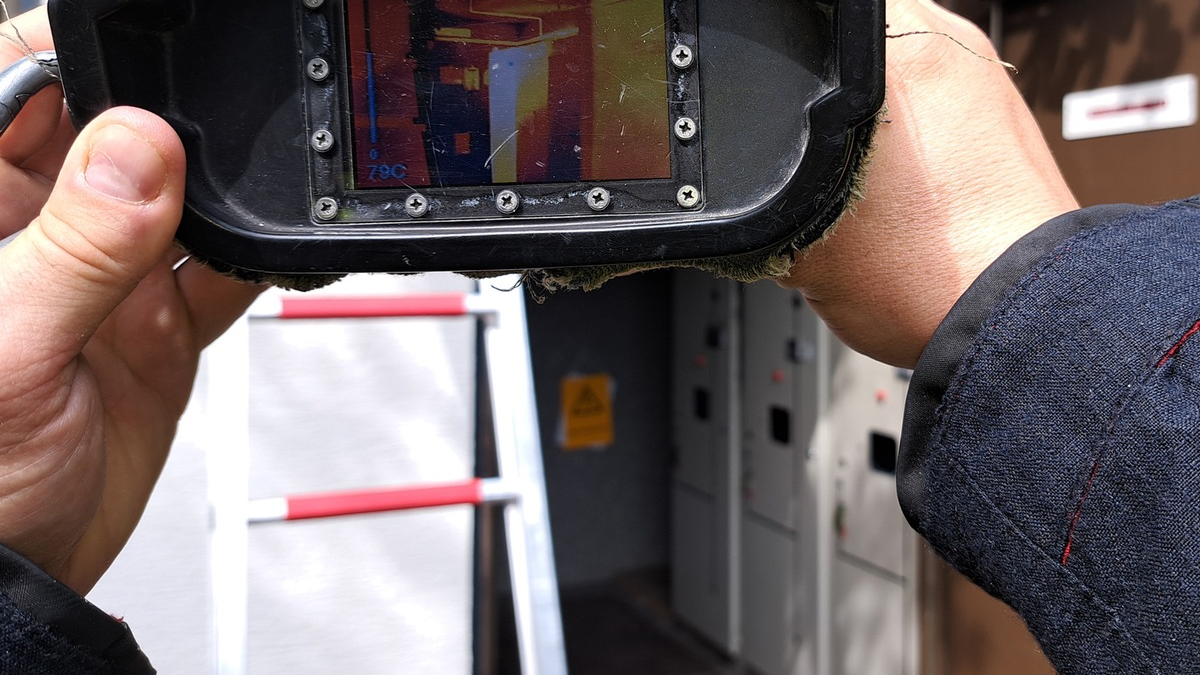 FW-M: Brand in Trafostation (Untermenzing) - Foto: presseportal.de