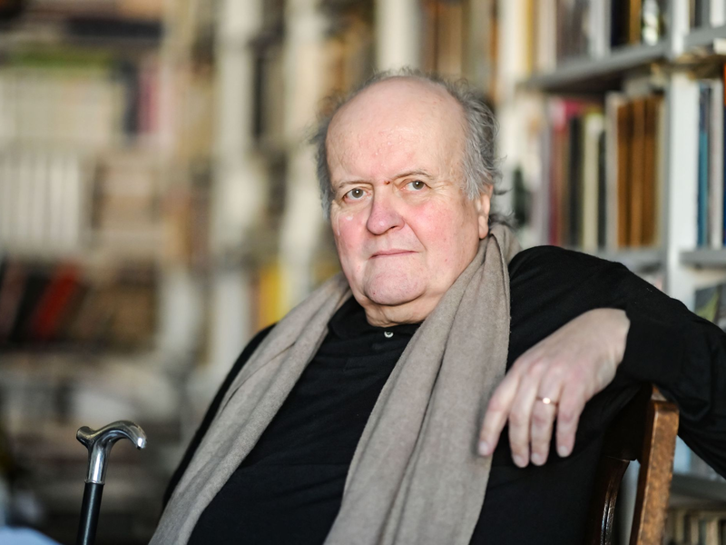 Bekannt für Humor, Ruhe und vor allem für Hunderte von Kompositionen ist der Karlsuher Komponist Wolfgang Rihm, der im Alter von 72 Jahren gestorben ist.  (Archivbild) - Foto: Uli Deck/dpa