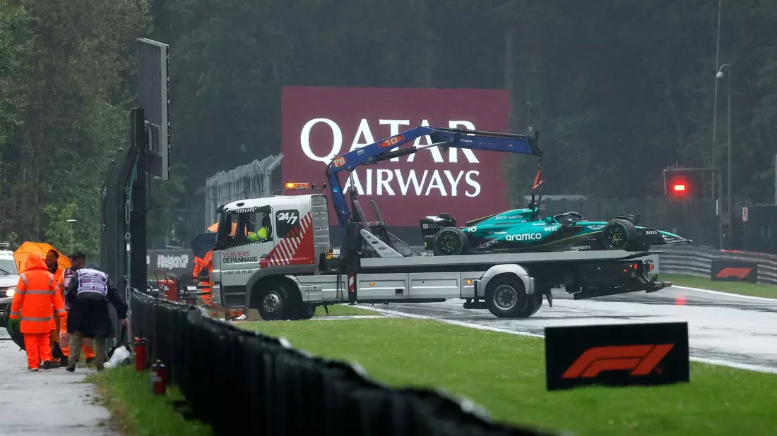 Am Start geht es in Belgien eng zu. - Bild: Geert Vanden Wijngaert/AP/dpa