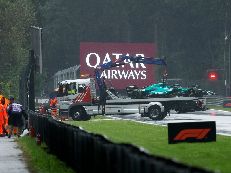 Am Start geht es in Belgien eng zu. - Foto: Geert Vanden Wijngaert/AP/dpa
